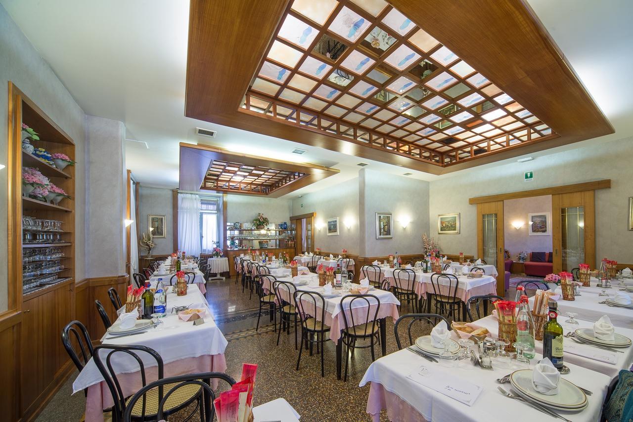 Miramonti Hotel Calizzano Bagian luar foto