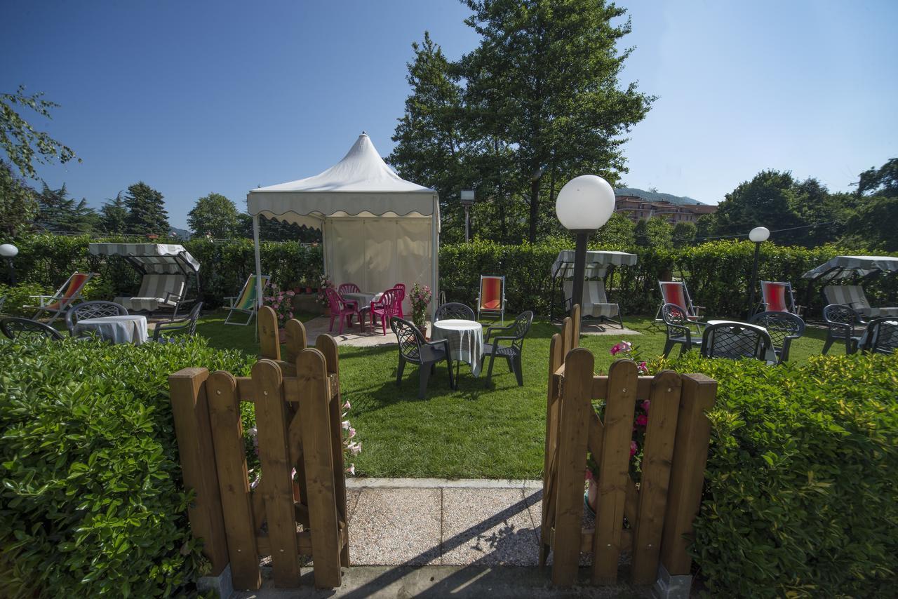 Miramonti Hotel Calizzano Bagian luar foto