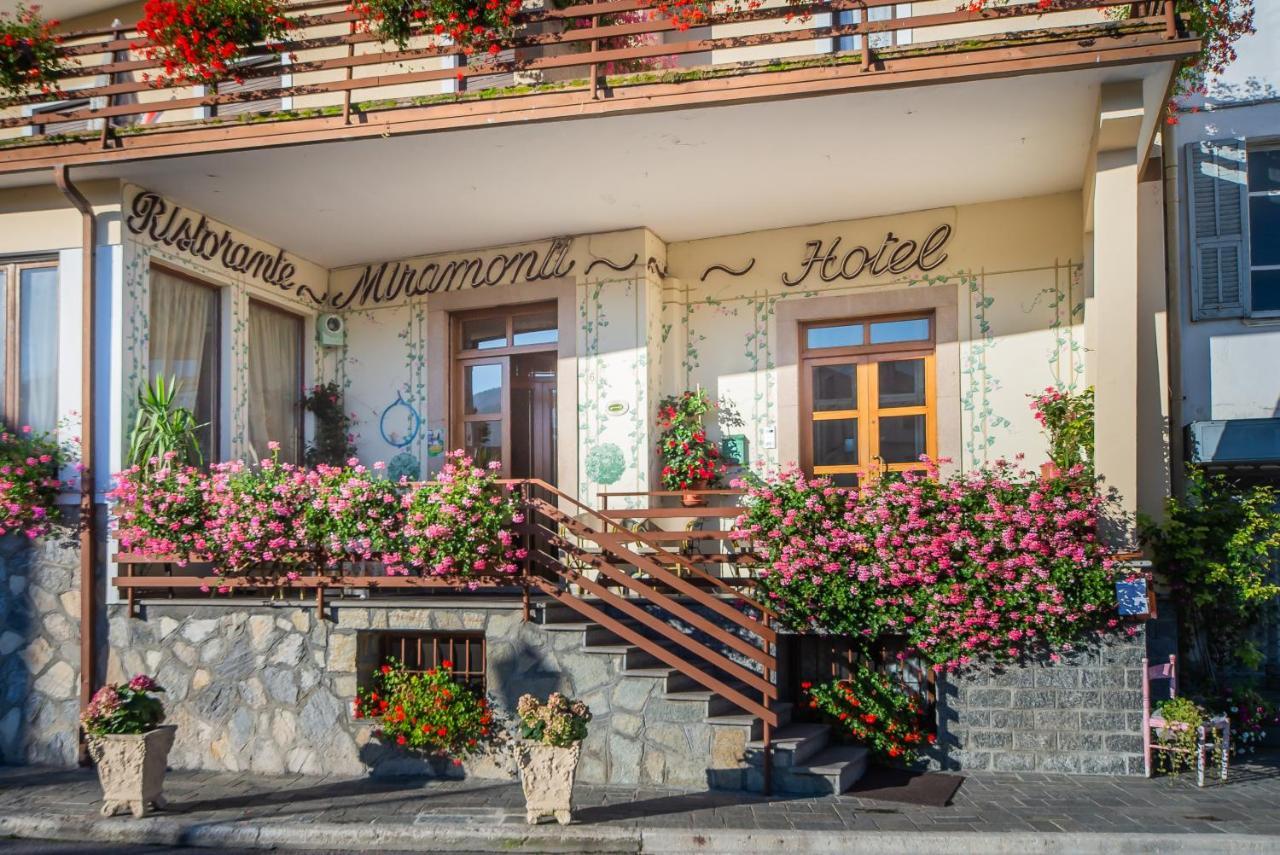 Miramonti Hotel Calizzano Bagian luar foto